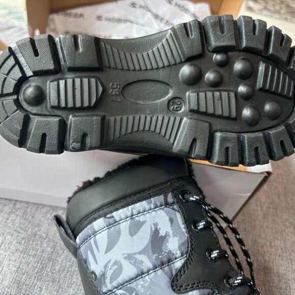 Waterproof Winter Snow Boots with Insulation for Cold Weather, 11.5 Toddler - Picture 4 of 6